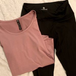 90 Degree by Reflex leggings and T-shirt
